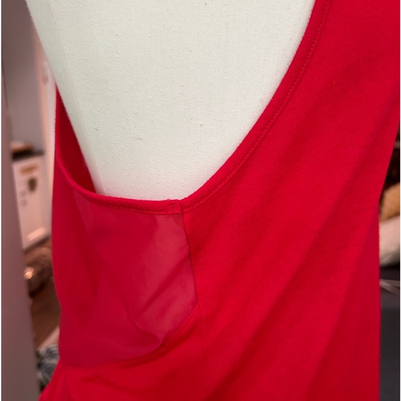 Alo red yoga tank top mesh upper back - Picture 3 of 9